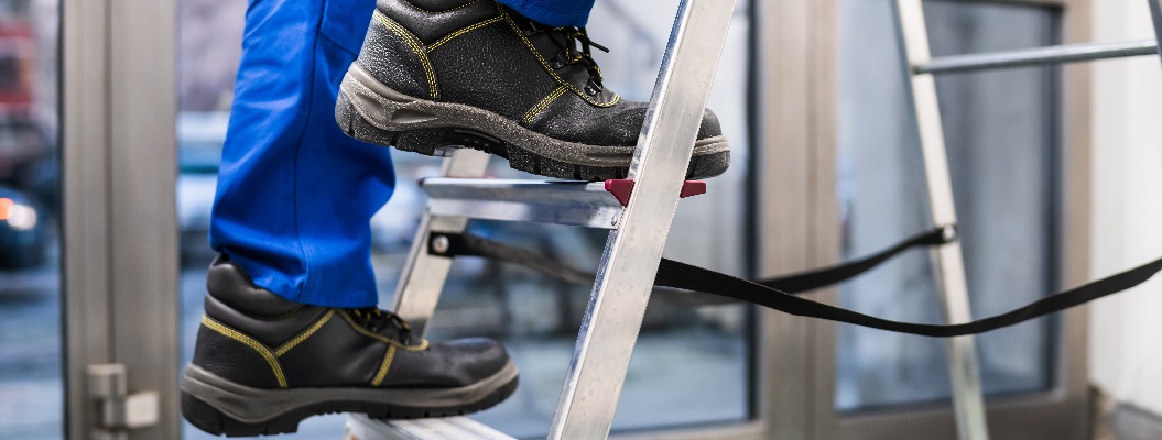 Handyman Climbing Ladder